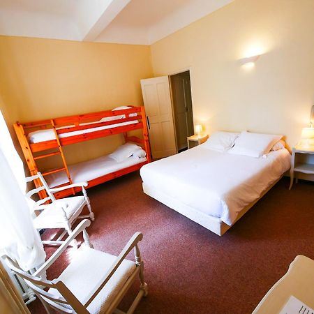 Auberge De La Tour オープス エクステリア 写真